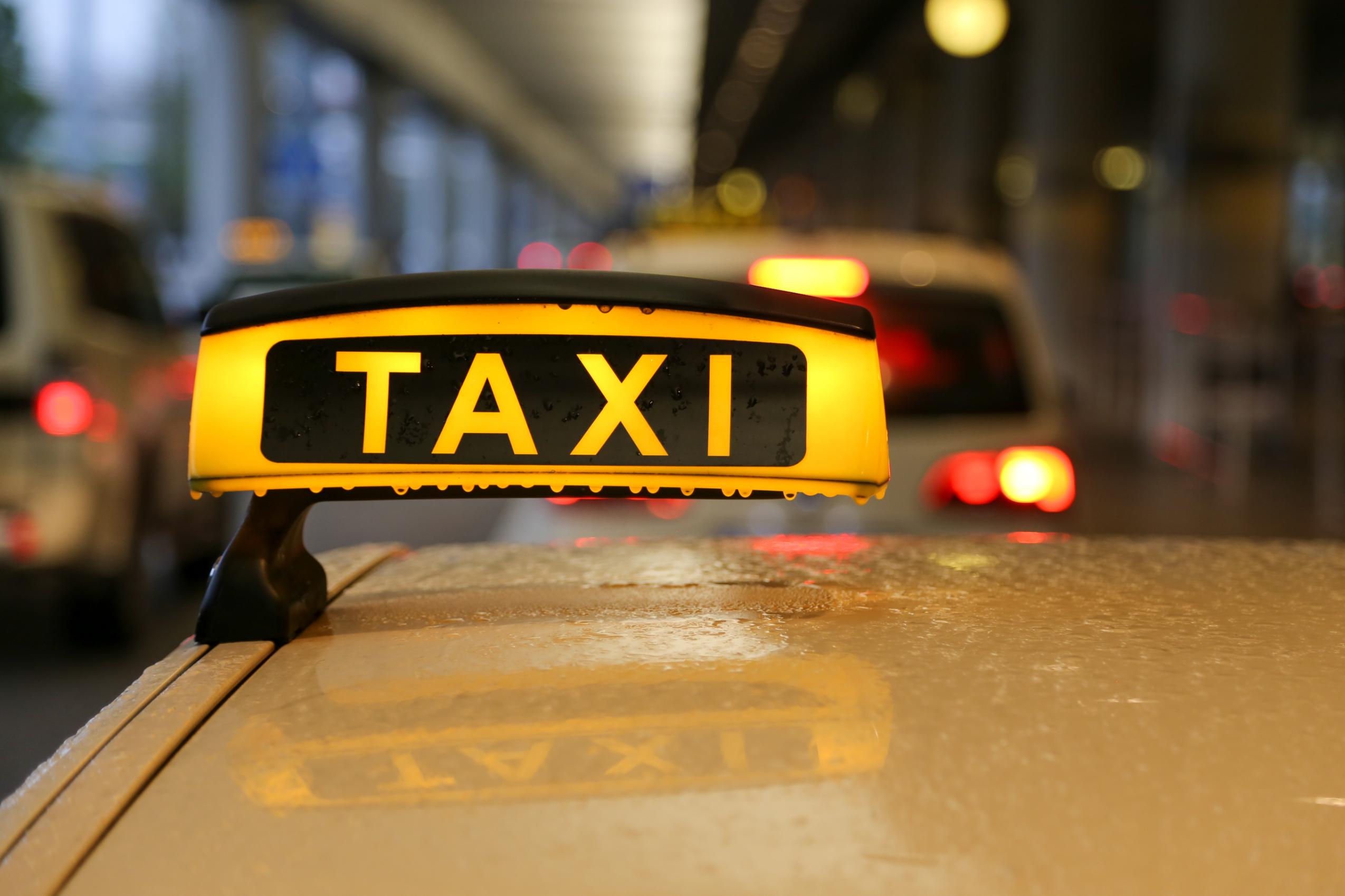 Taxi